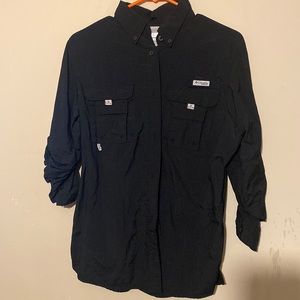 Womens Columbia fishing shirt size M